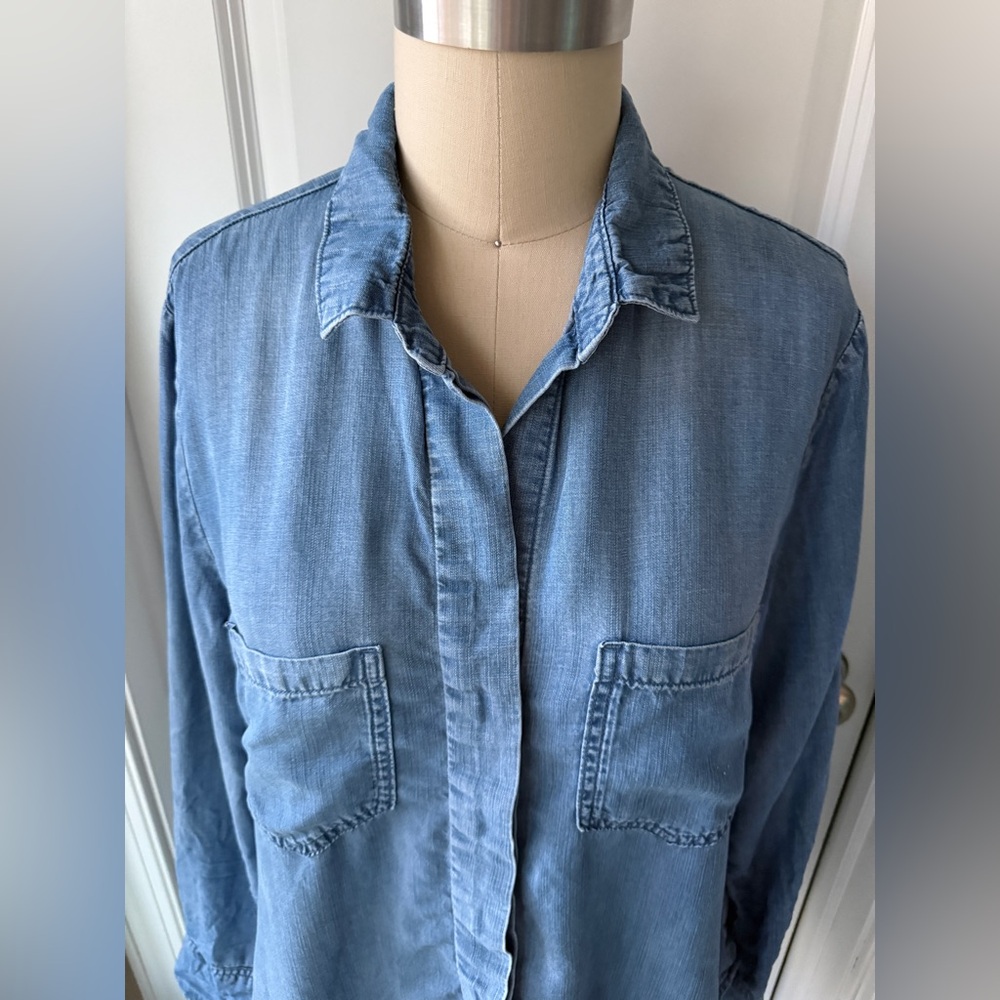 Cloth & Stone Tencel Split Back Button Down Shirt Anthropologie - Picture 4 of 7